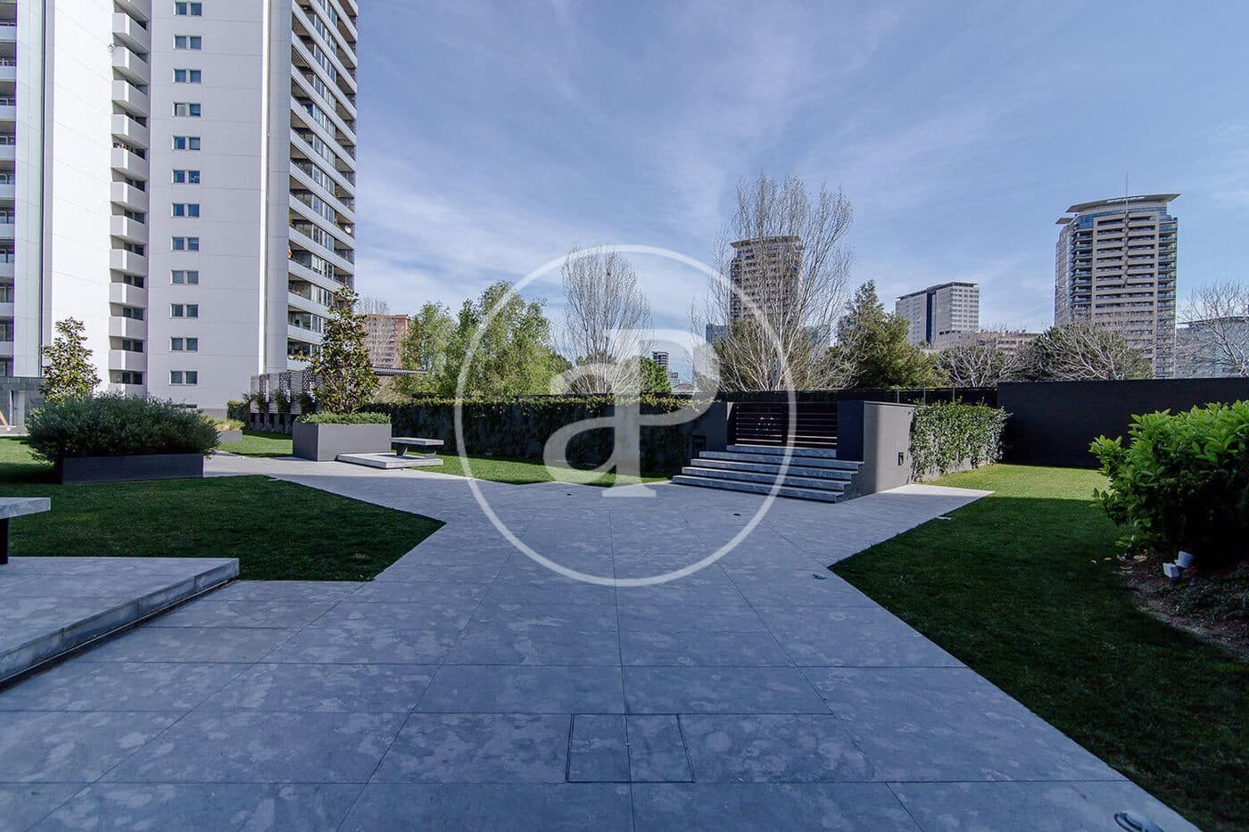 Appartement de 2 chambres à louer à Barcelone ville avec piscine - 2 843 € (Ref: 8726067)