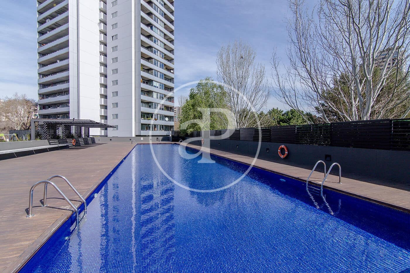 Appartement de 2 chambres à louer à Barcelone ville avec piscine - 2 843 € (Ref: 8726067)