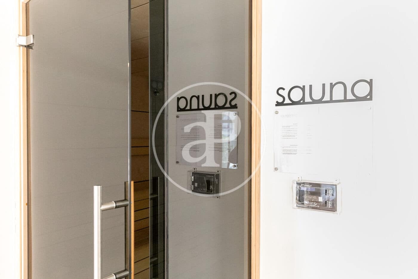 Appartement de 2 chambres à louer à Barcelone ville avec piscine - 2 843 € (Ref: 8726067)