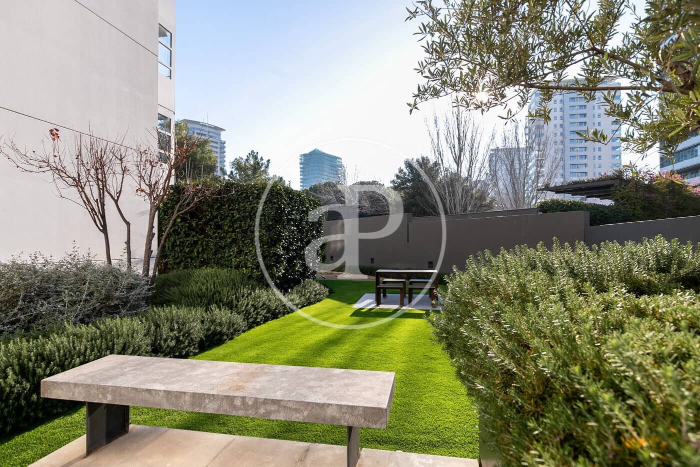 Appartement de 2 chambres à louer à Barcelone ville avec piscine - 2 843 € (Ref: 8726067)