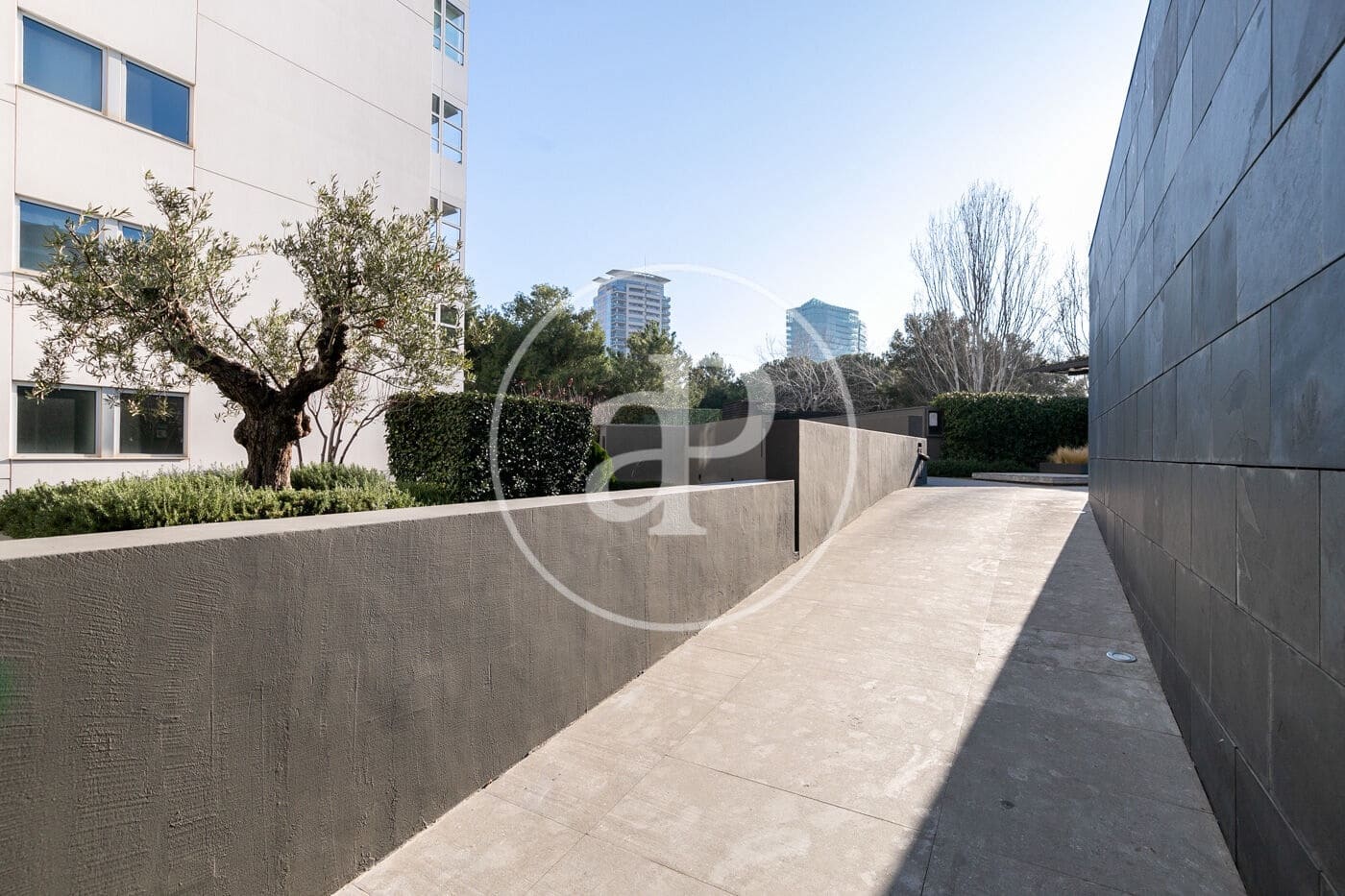 Appartement de 2 chambres à louer à Barcelone ville avec piscine - 2 843 € (Ref: 8726067)