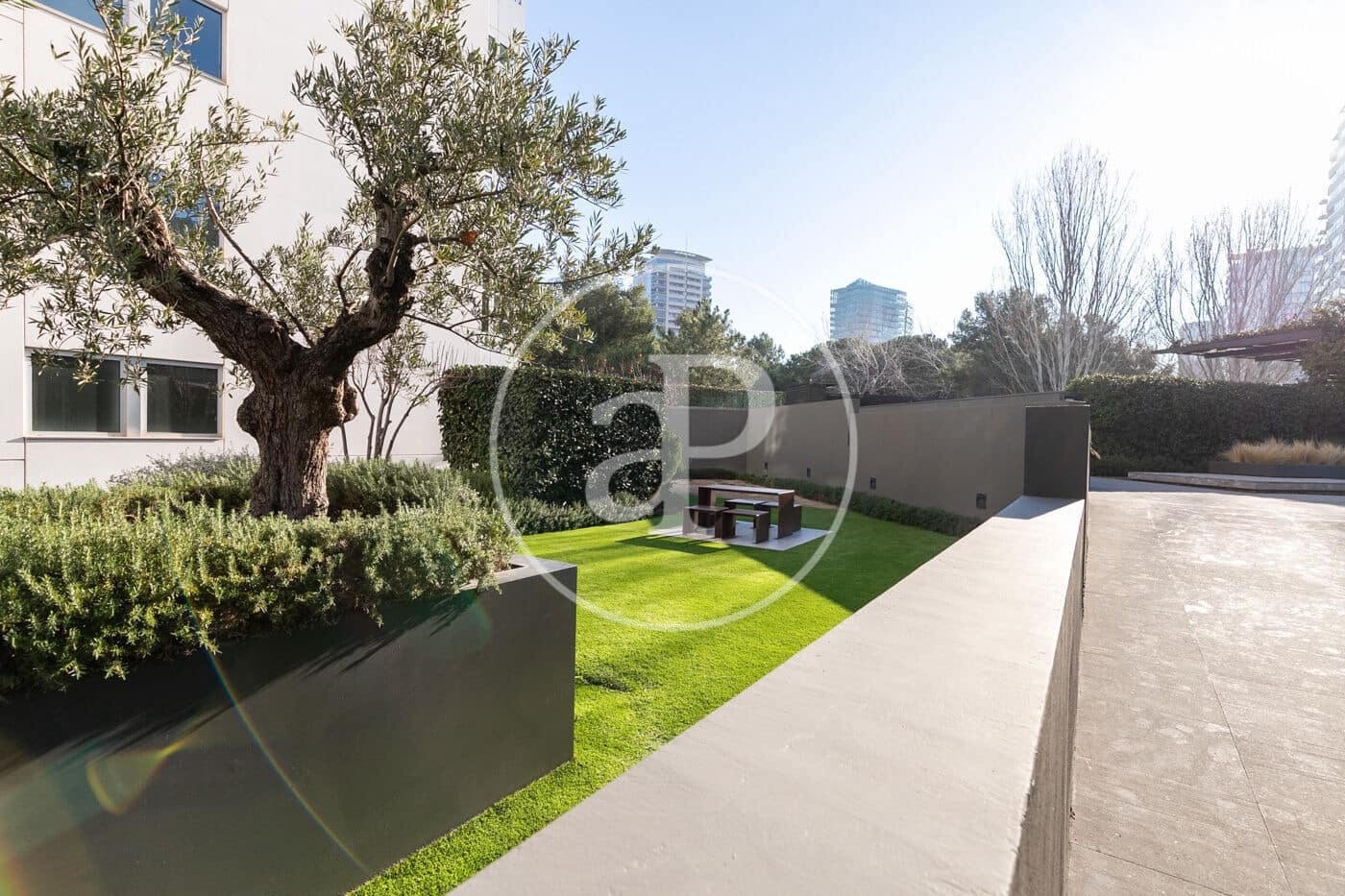Appartement de 2 chambres à louer à Barcelone ville avec piscine - 2 843 € (Ref: 8726067)