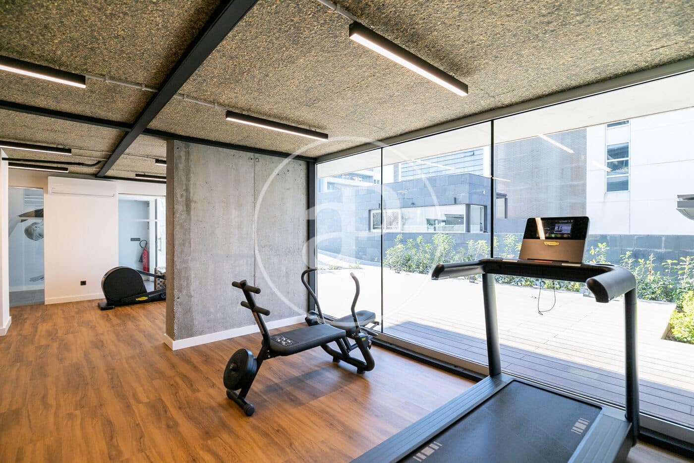Appartement de 2 chambres à louer à Barcelone ville avec piscine - 2 843 € (Ref: 8726067)