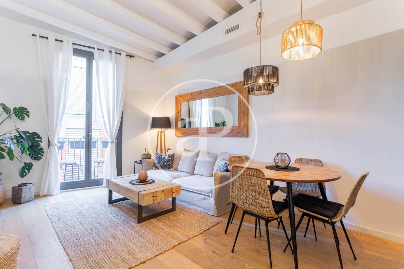 Apartamento de 2 habitaciones en Barcelona ciudad en alquiler - 2.580 € (Ref: 8726074)