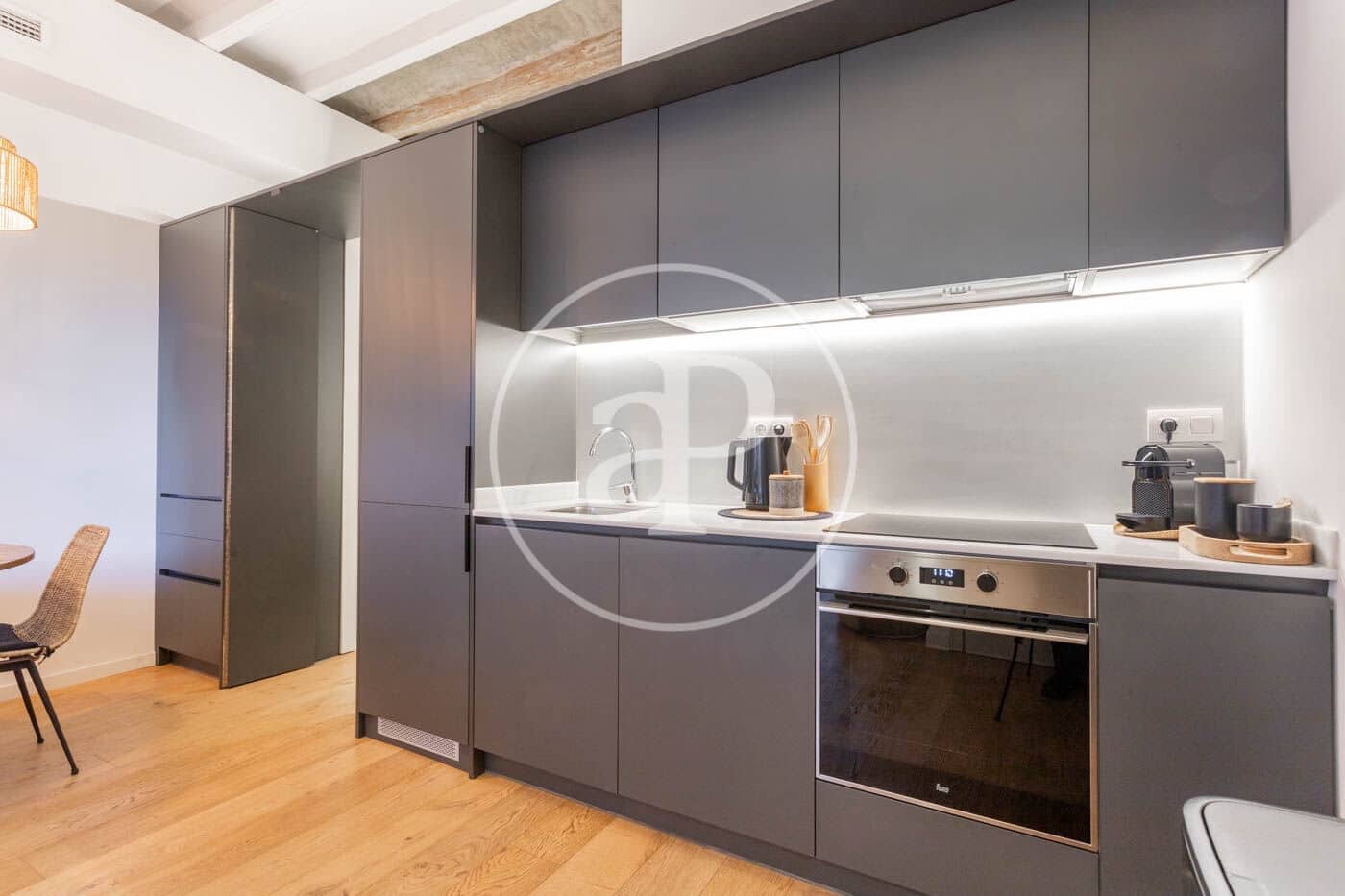 Apartamento de 2 habitaciones en Barcelona ciudad en alquiler - 2.580 € (Ref: 8726074)