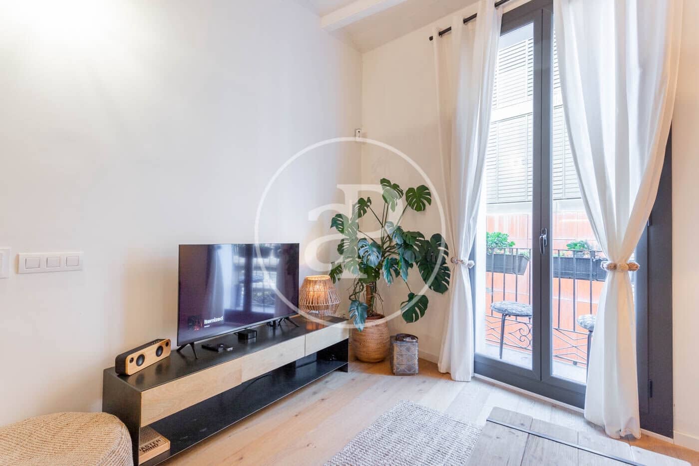 Apartamento de 2 habitaciones en Barcelona ciudad en alquiler - 2.580 € (Ref: 8726074)