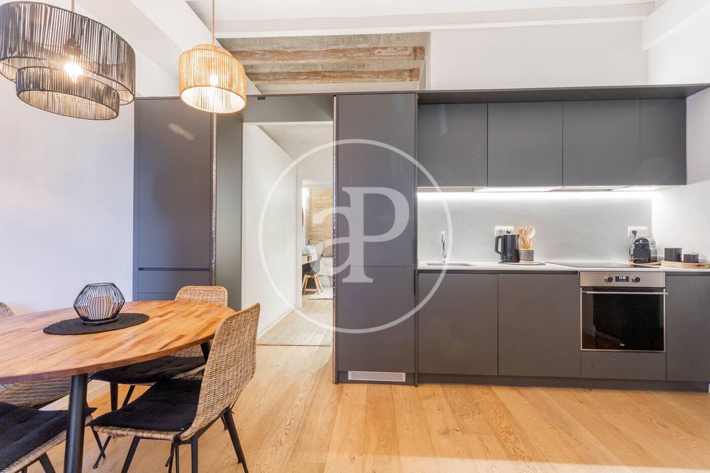 Apartamento de 2 habitaciones en Barcelona ciudad en alquiler - 2.580 € (Ref: 8726074)