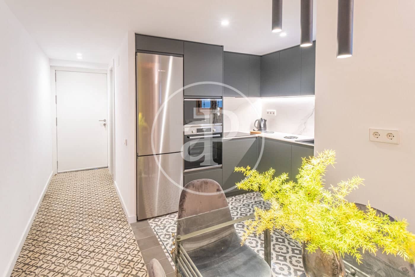 2 soverom Leilighet til leie i Barcelona by - € 1 500 (Ref: 8726075)