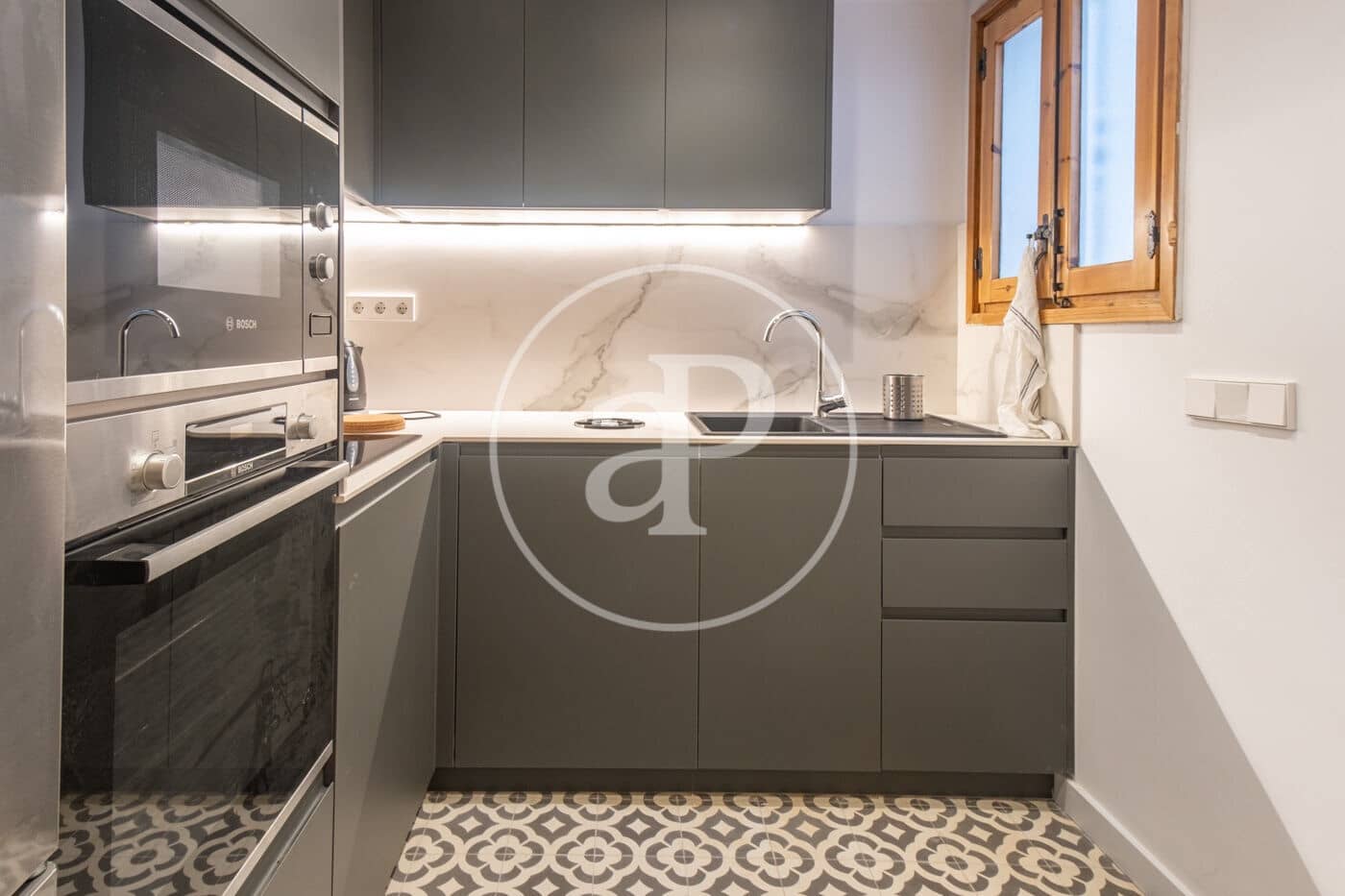2 soverom Leilighet til leie i Barcelona by - € 1 500 (Ref: 8726075)