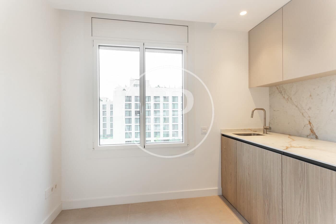 4 sypialnia Apartament do wynajęcia w Miasto Barcelona z garażem - 4 400 € (Ref: 8726089)