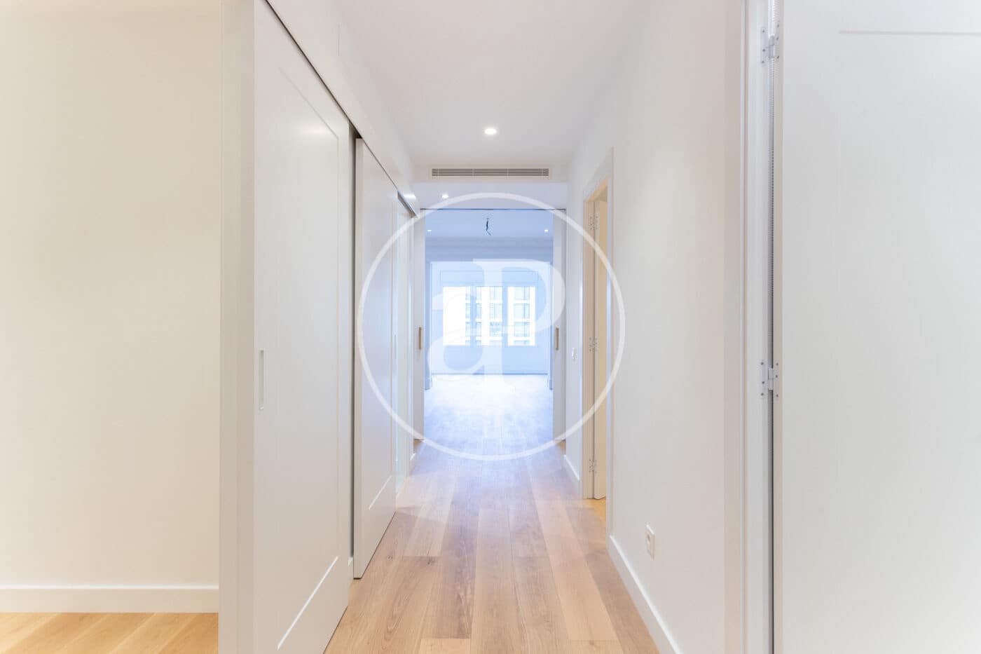 4 sypialnia Apartament do wynajęcia w Miasto Barcelona z garażem - 4 400 € (Ref: 8726089)