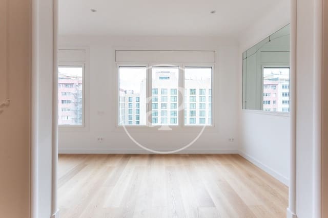 4 sypialnia Apartament do wynajęcia w La Dreta de L'Eixample, Miasto Barcelona z garażem - 4 400 € (Ref: 8726089)