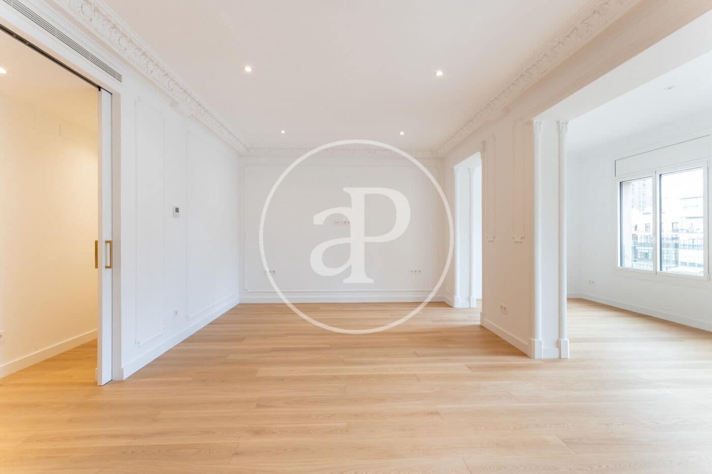 4 sypialnia Apartament do wynajęcia w Miasto Barcelona z garażem - 4 400 € (Ref: 8726089)