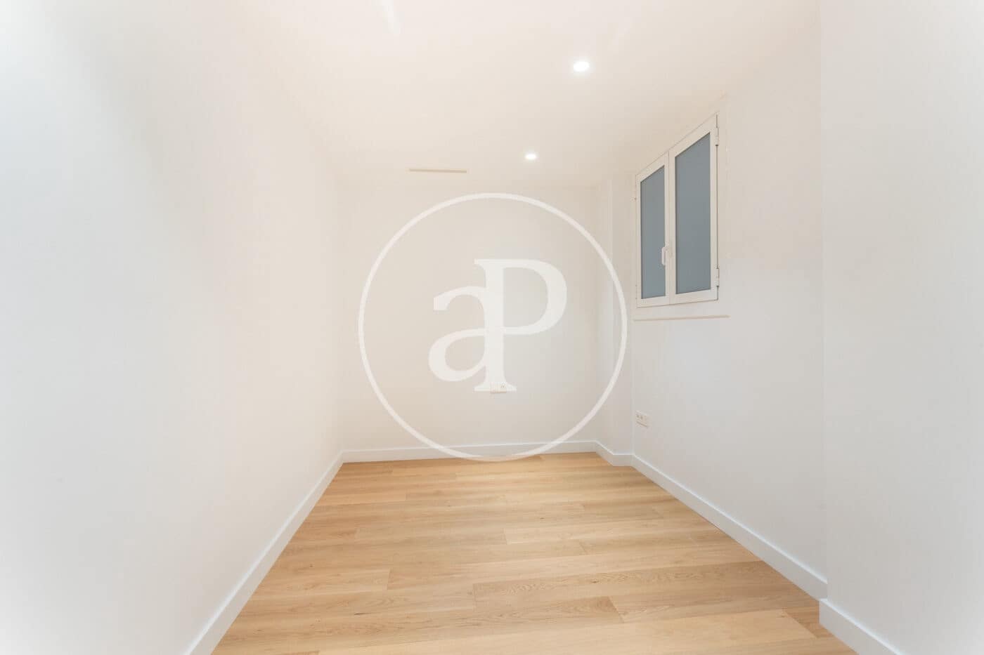 4 sypialnia Apartament do wynajęcia w Miasto Barcelona z garażem - 4 400 € (Ref: 8726089)