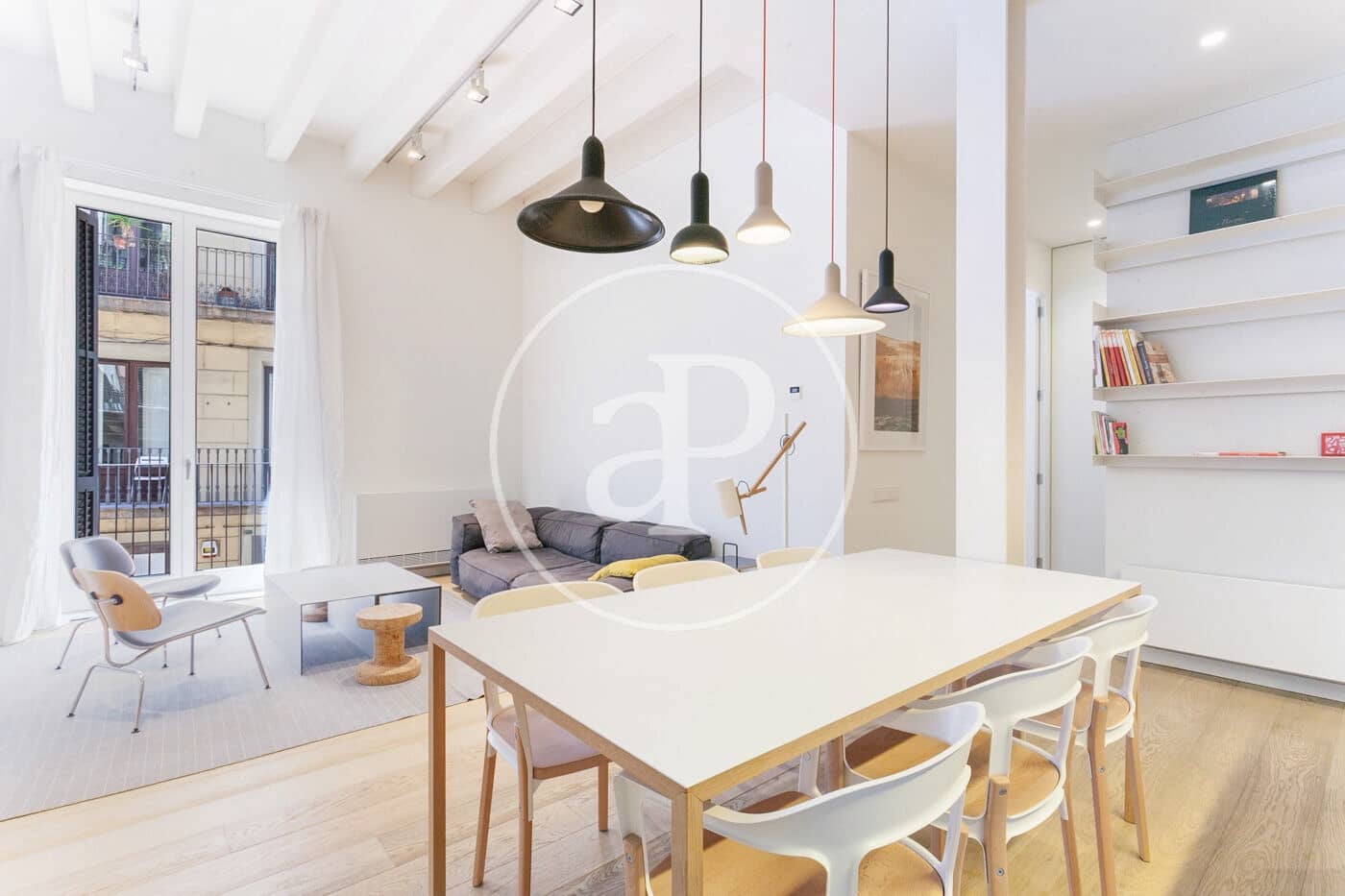 2 soverom Leilighet til leie i Barcelona by - € 2 500 (Ref: 8726094)