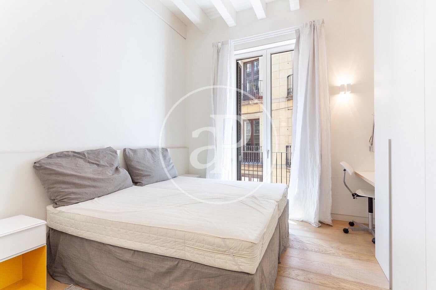 2 soverom Leilighet til leie i Barcelona by - € 2 500 (Ref: 8726094)