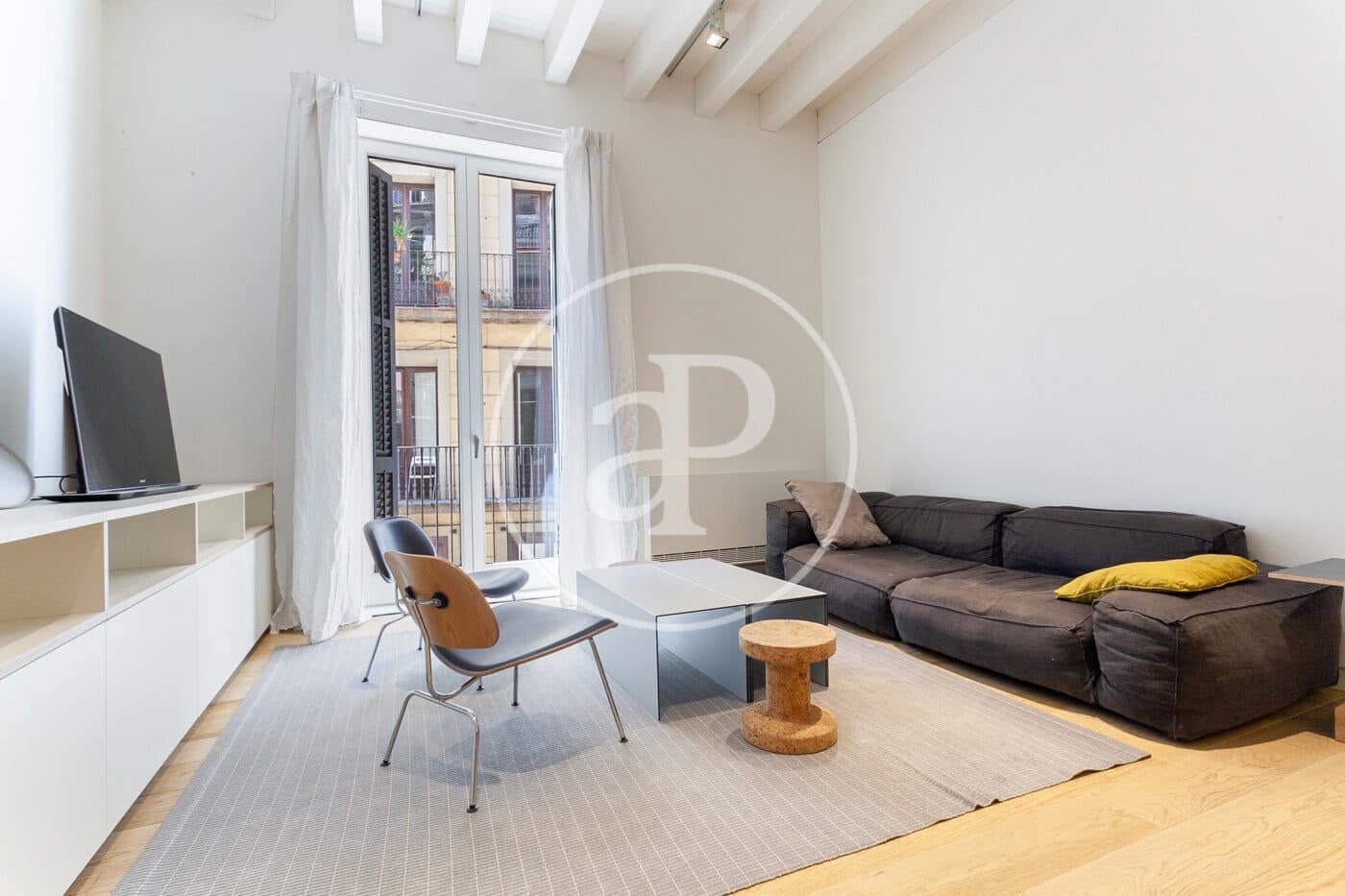 2 soverom Leilighet til leie i Barcelona by - € 2 500 (Ref: 8726094)