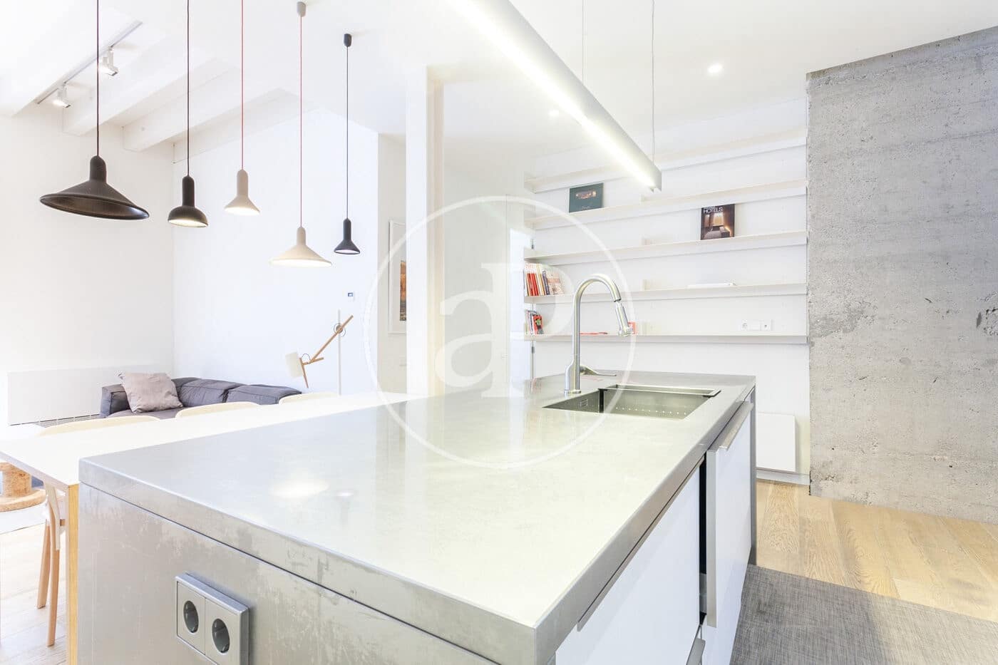 2 soverom Leilighet til leie i Barcelona by - € 2 500 (Ref: 8726094)