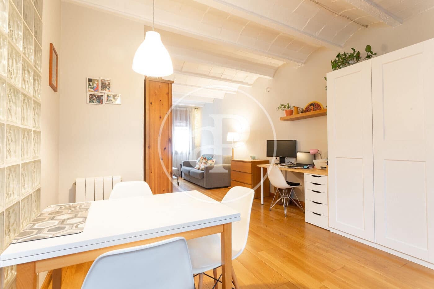1 bedroom Apartment for rent in L'Hospitalet de Llobregat - € 1,400 (Ref: 8726096)