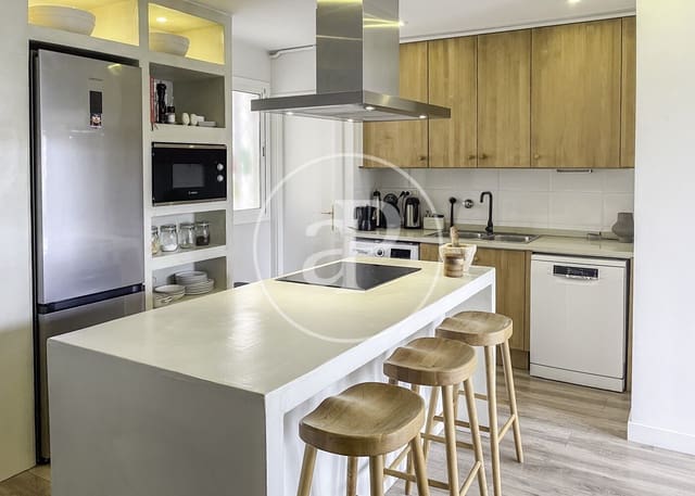 3 sypialnia Penthouse do wynajęcia w La Nova Esquerra de L'Eixample, Miasto Barcelona - 3 000 € (Ref: 8726097)