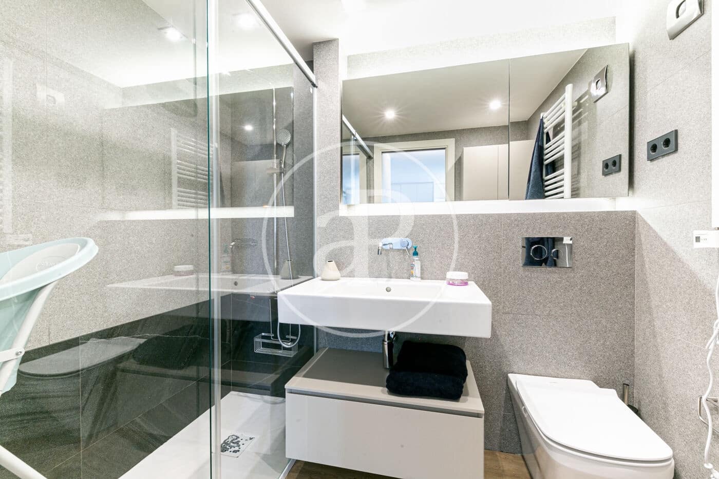 3 quarto Apartamento para arrendar em Barcelona cidade com piscina garagem - 3 277 € (Ref: 8726109)