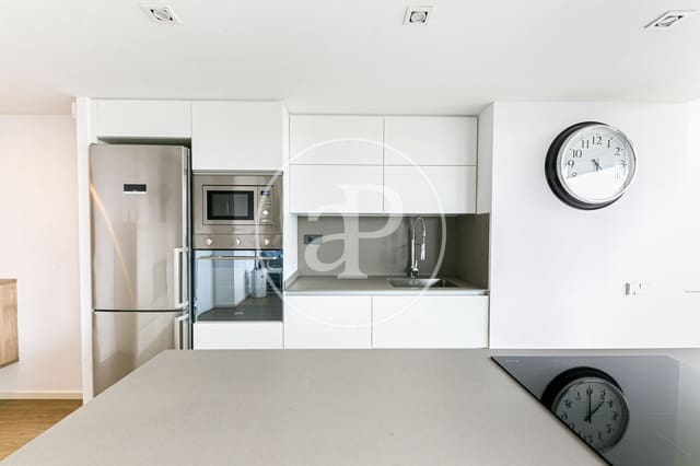 3 quarto Apartamento para arrendar em Diagonal Mar i El Front Marítim del Poblenou, Barcelona cidade com piscina garagem - 3 277 € (Ref: 8726109)