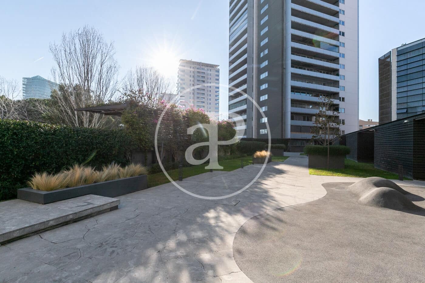 3 quarto Apartamento para arrendar em Barcelona cidade com piscina garagem - 3 277 € (Ref: 8726109)