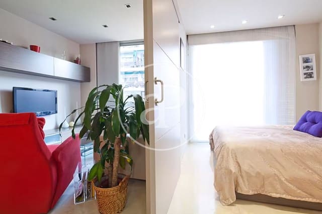 2 bedroom Apartment for rent in La Vila de Gràcia, Barcelona city - € 2,500 (Ref: 8726116)