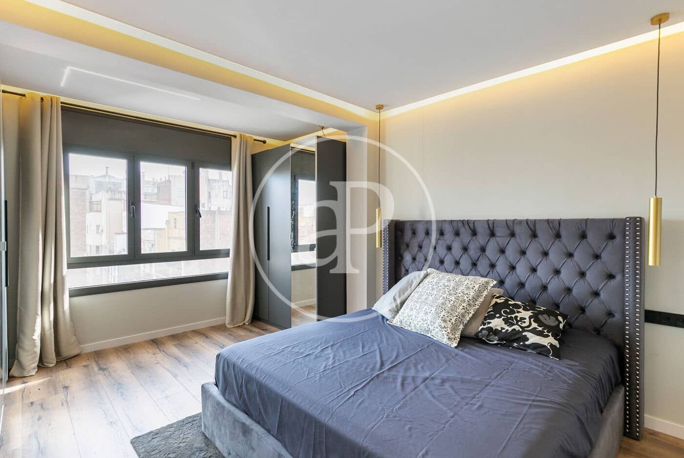 2 soveværelse Lejlighed til leje i Barcelona by - € 2.200 (Ref: 8726118)