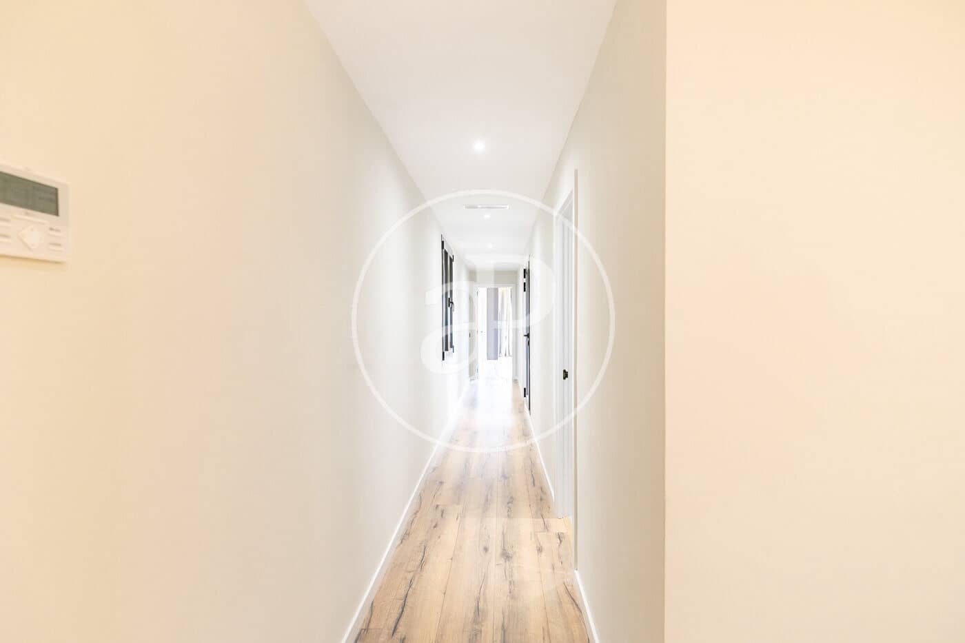 2 soveværelse Lejlighed til leje i Barcelona by - € 2.200 (Ref: 8726118)