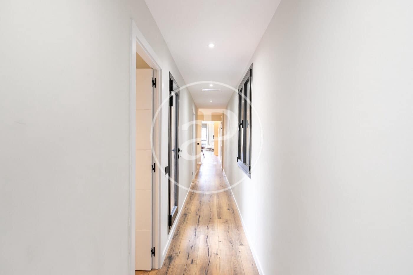 2 soveværelse Lejlighed til leje i Barcelona by - € 2.200 (Ref: 8726118)