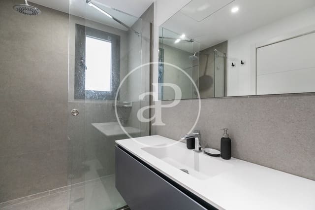 2 soveværelse Lejlighed til leje i La Dreta de L'Eixample, Barcelona by - € 2.200 (Ref: 8726118)