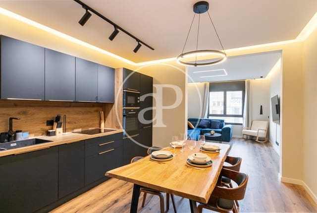 2 soveværelse Lejlighed til leje i La Dreta de L'Eixample, Barcelona by - € 2.200 (Ref: 8726118)