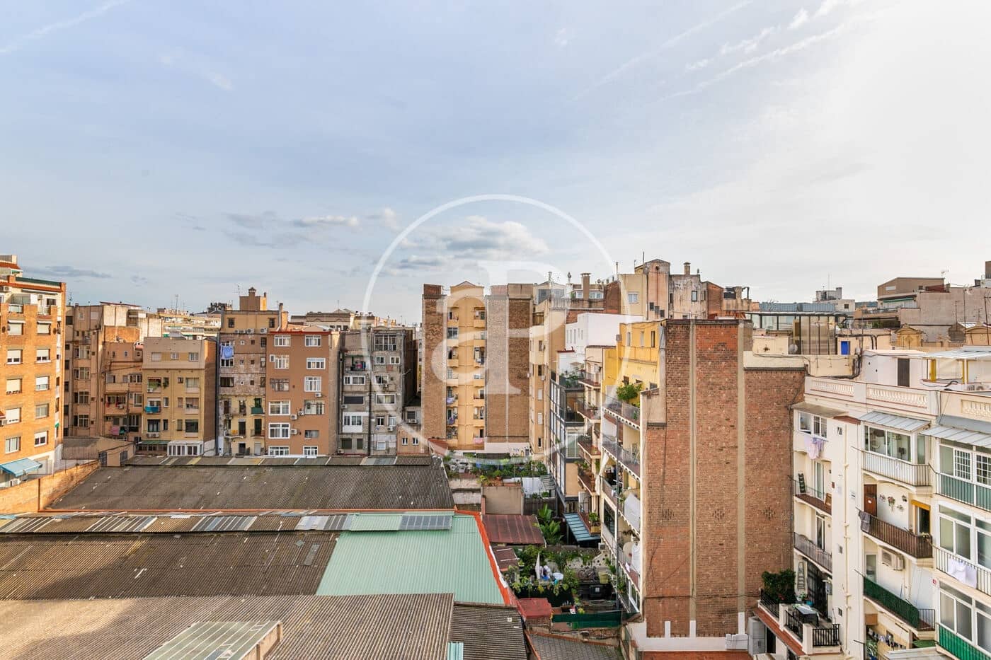 2 soveværelse Lejlighed til leje i Barcelona by - € 2.200 (Ref: 8726118)