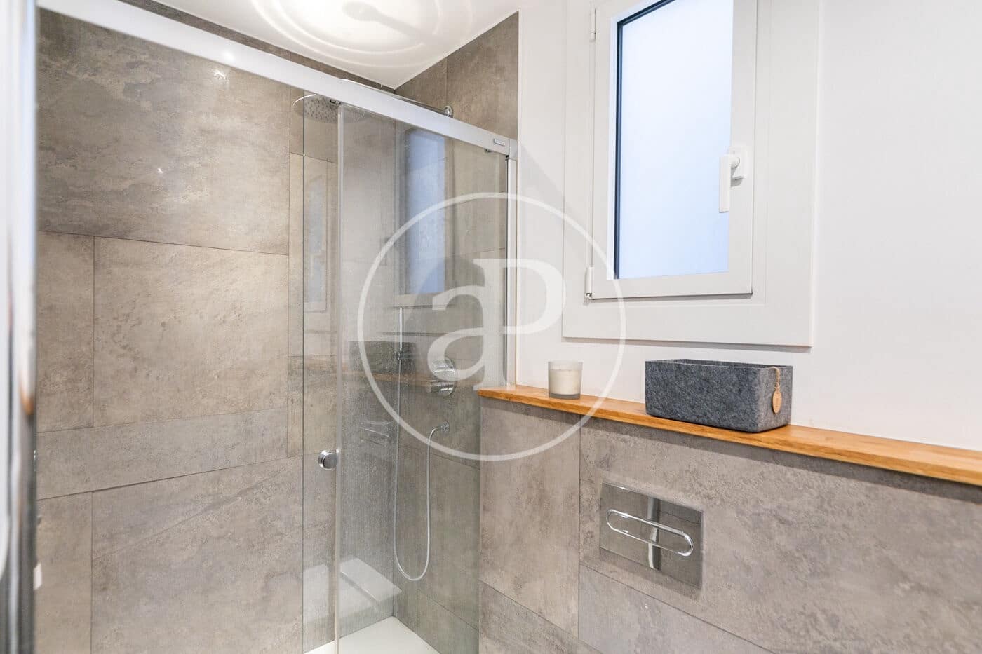 Appartement de 3 chambres à louer à Barcelone ville - 4 200 € (Ref: 8726123)