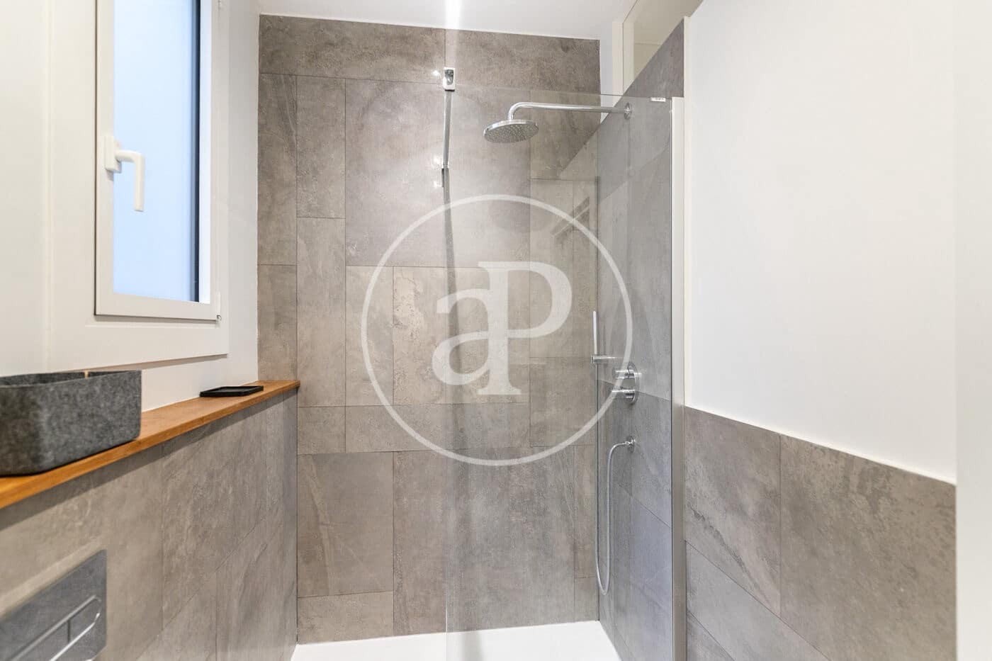 Appartement de 3 chambres à louer à Barcelone ville - 4 200 € (Ref: 8726123)