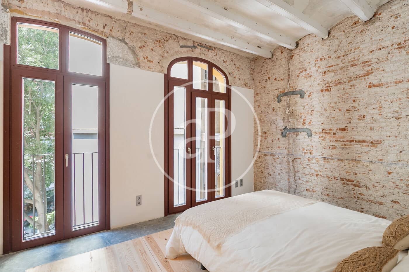 2 soveværelse Lejlighed til leje i Barcelona by med swimmingpool - € 2.800 (Ref: 8726131)