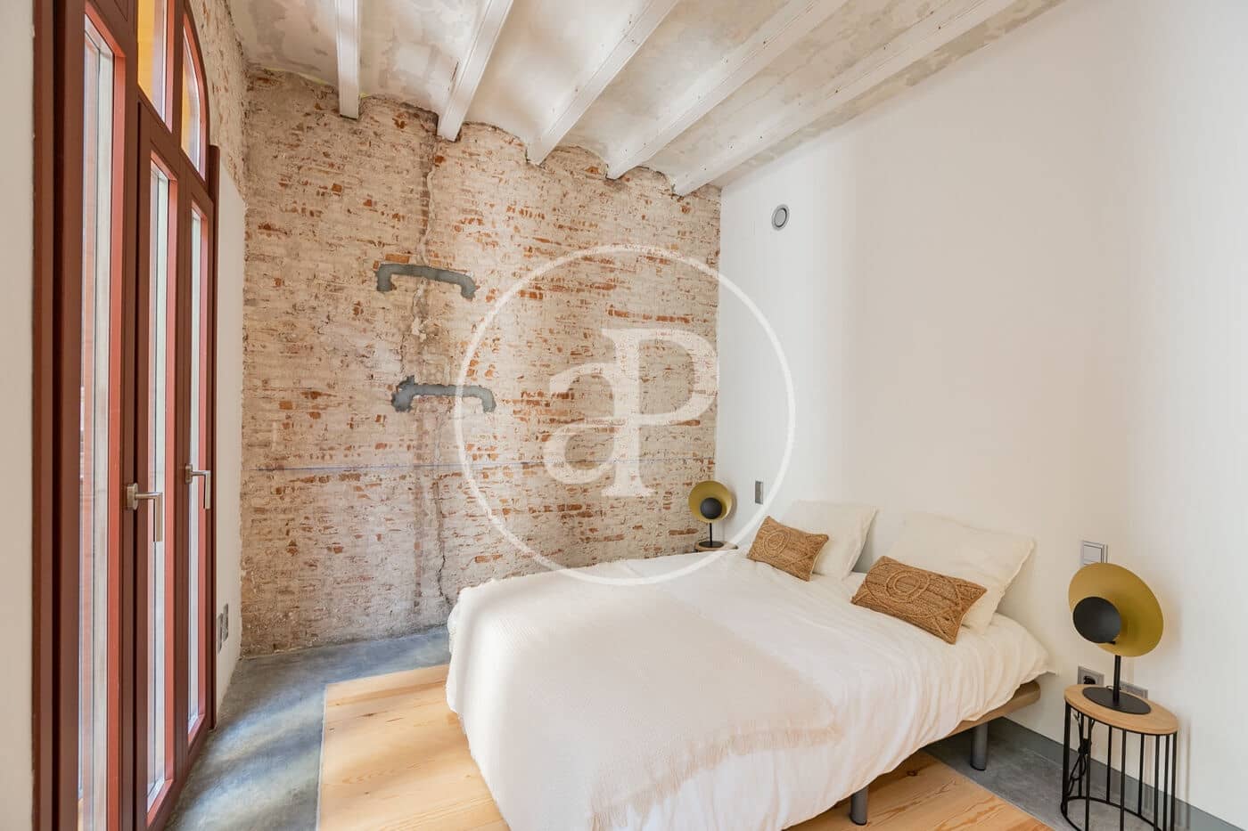 2 soveværelse Lejlighed til leje i Barcelona by med swimmingpool - € 2.800 (Ref: 8726131)