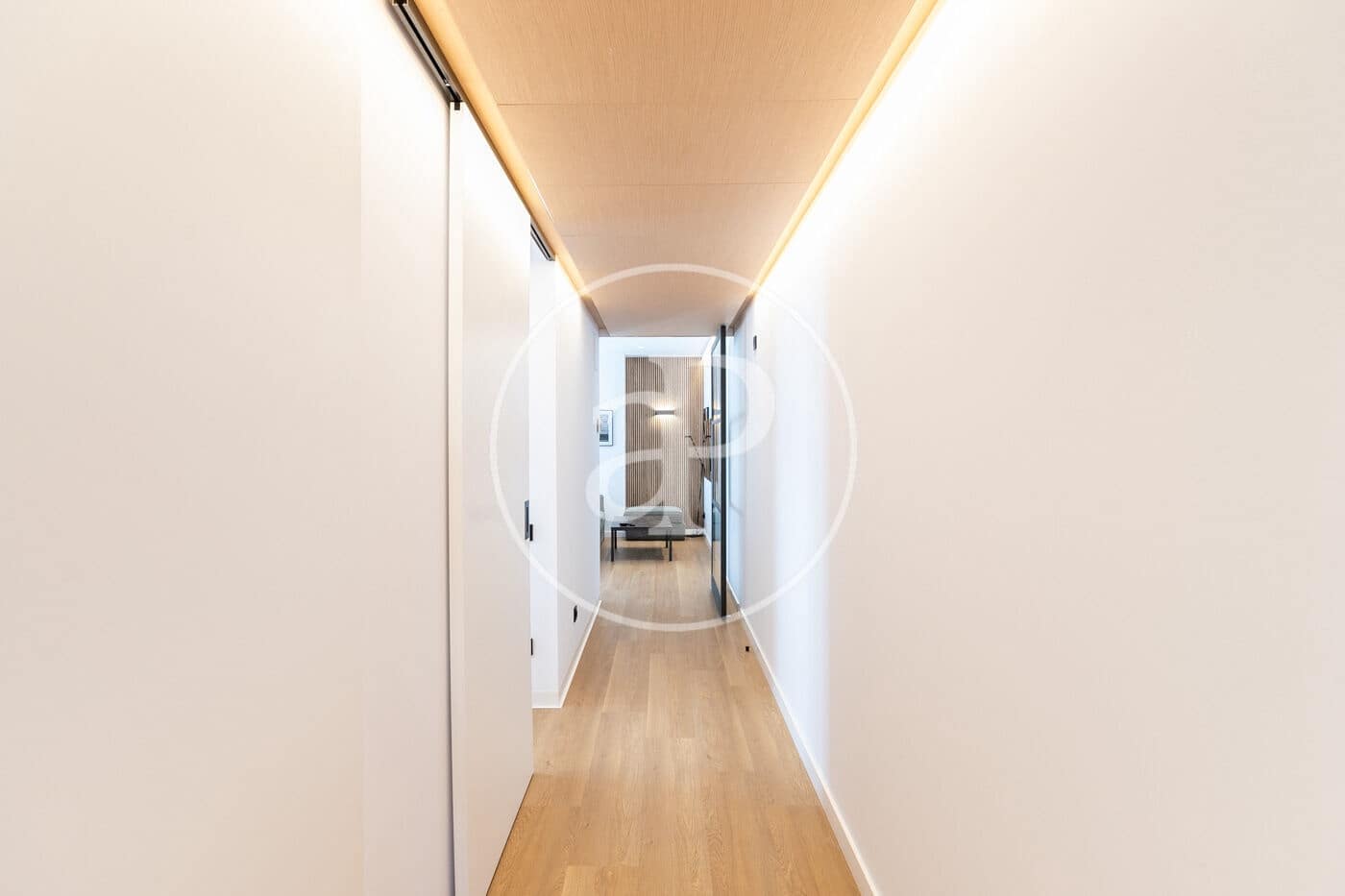 2 soveværelse Lejlighed til leje i Barcelona by med swimmingpool - € 3.950 (Ref: 8726144)