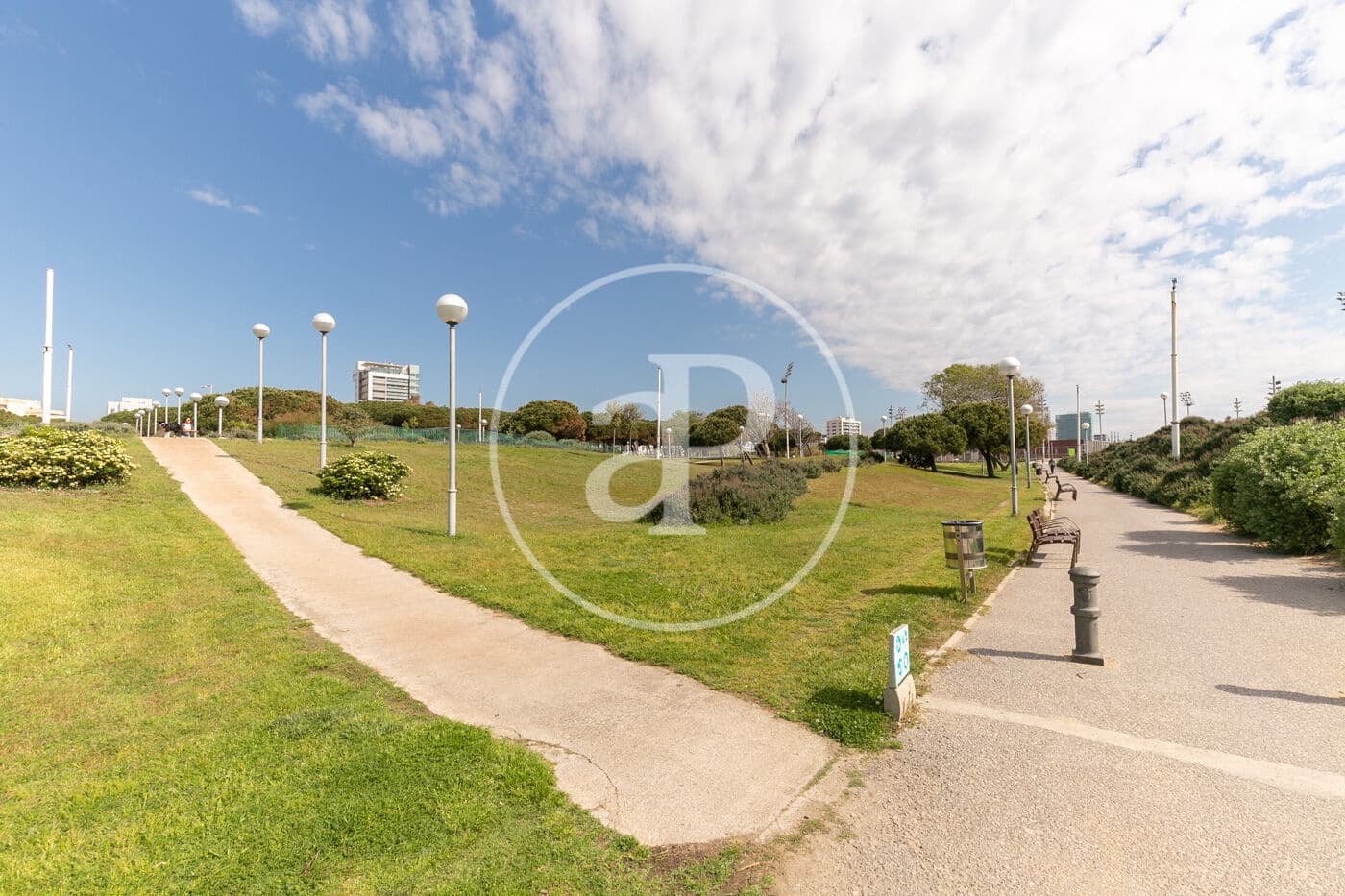 2 soveværelse Lejlighed til leje i Barcelona by med swimmingpool - € 3.950 (Ref: 8726144)