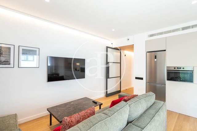 2 soveværelse Lejlighed til leje i El Poblenou, Barcelona by med swimmingpool - € 3.950 (Ref: 8726144)