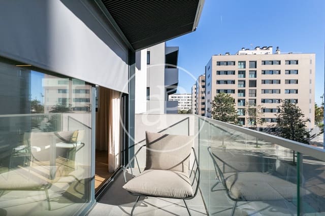Appartement de 2 chambres à louer à El Poblenou, Barcelone ville avec piscine - 3 950 € (Ref: 8726144)