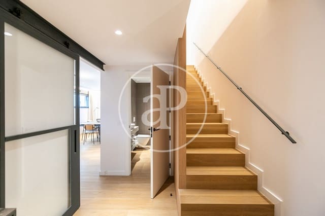 3 camera da letto Appartamento da affittare in El Poblenou, Barcelona città con piscina - 4.700 € (Rif: 8726147)