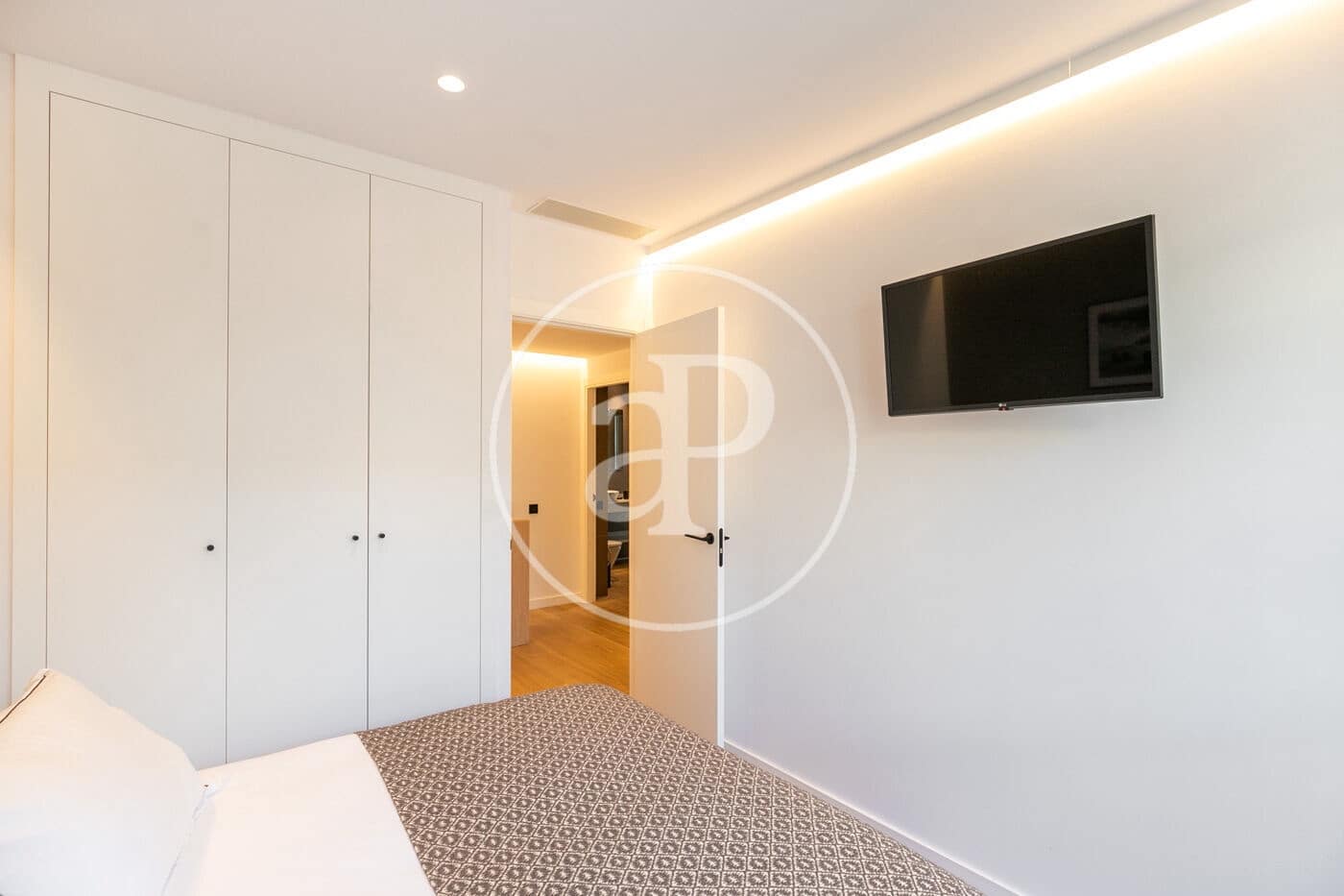 3 slaapkamer Appartement te huur in Barcelona stad met zwembad - € 4.700 (Ref: 8726148)