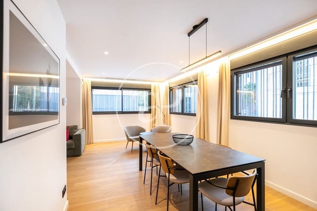 3 makuuhuone Huoneisto vuokrattavana paikassa El Poblenou, Barcelona kaupunki mukana uima-altaan - 4 700 € (Ref: 8726148)