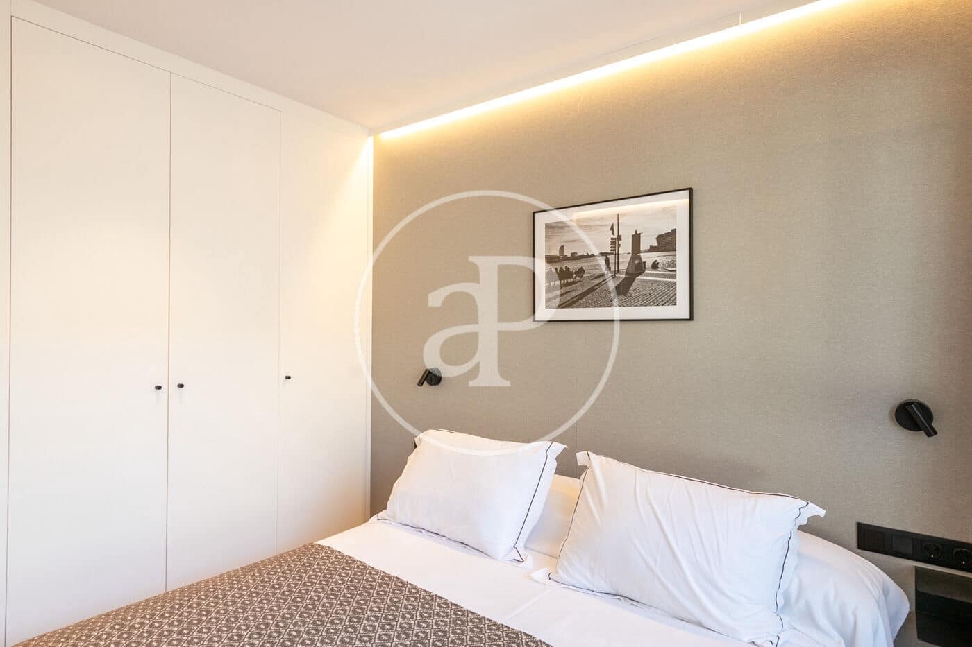 3 slaapkamer Appartement te huur in Barcelona stad met zwembad - € 4.700 (Ref: 8726148)