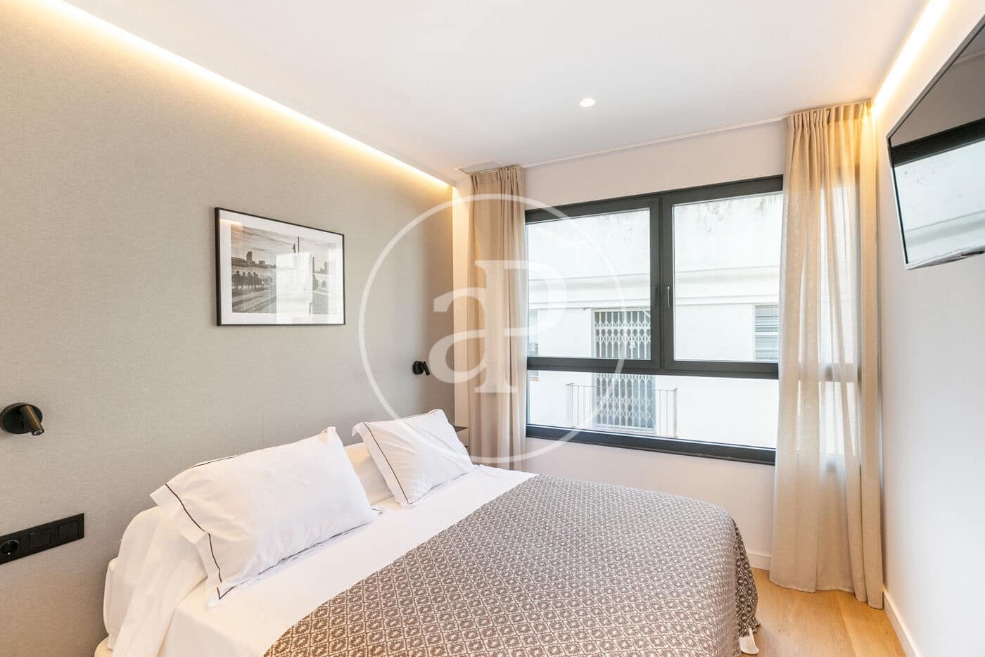 3 slaapkamer Appartement te huur in Barcelona stad met zwembad - € 4.700 (Ref: 8726148)