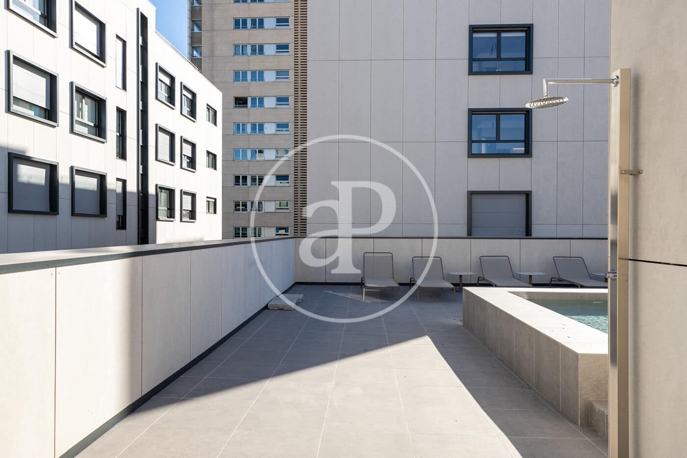 3 slaapkamer Appartement te huur in Barcelona stad met zwembad - € 4.700 (Ref: 8726148)