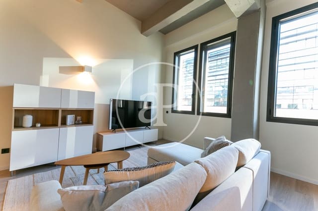 2 soveværelse Lejlighed til leje i El Poblenou, Barcelona by med swimmingpool - € 2.860 (Ref: 8726172)