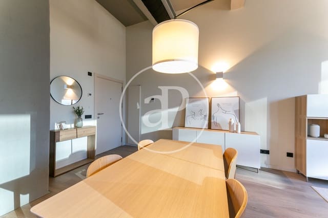 2 soveværelse Lejlighed til leje i El Poblenou, Barcelona by med swimmingpool - € 2.860 (Ref: 8726172)